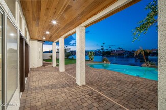 1232 W Edgewater Dr, Gilbert, AZ 85233