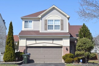 2143 Periwinkle Ln, Naperville, IL 60540