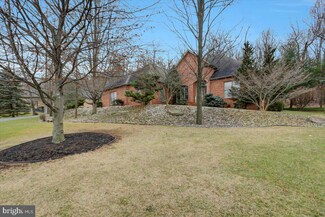 11431 Weatherstone Dr, Waynesboro, PA 17268