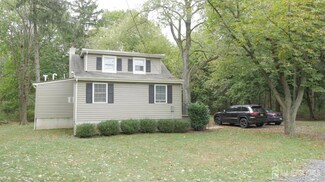 642 River Rd Unit Back, Piscataway, NJ 08854