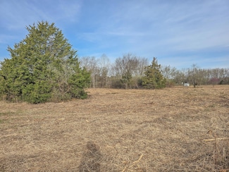000 Osage Rd, Urbana, MO 65767