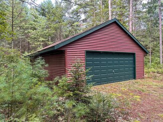 2189 The Point Rd E, Nokomis, WI 54487