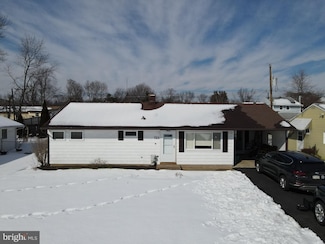 723 Auburn Rd, Fairless Hills, PA 19030