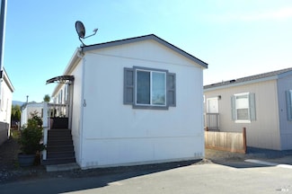 311 Lake Mendocino Dr Unit 10, Ukiah, CA 95482