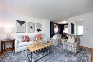528 Wakefield Dr Unit A, Charlotte, NC 28209