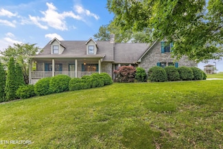 7944 Pelleaux Rd, Knoxville, TN 37938