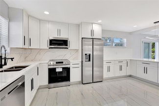 1549 39th St, West Palm Beach, FL 33407