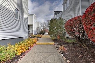 1480 Capitol Ave Unit 811, Bridgeport, CT 06604