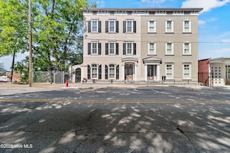 214 S Front St Unit 214, Wilmington, NC 28401