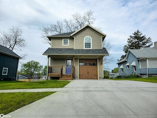 1212 S 15th St, Centerville, IA 52544