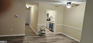 10725 West Dr Unit 301, Fairfax, VA 22030