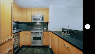 100 W 58th St Unit 8E, New York, NY 10019