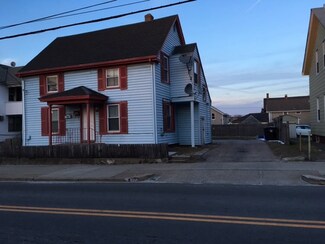 281 Illinois St, Central Falls, RI 02863