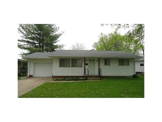 725 Southhaven Dr, Monticello, IA 52310