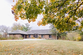 1620 Devonshire Ln, Lake Forest, IL 60045