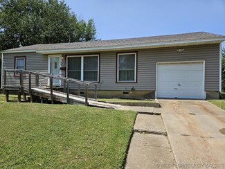3128 N Iroquois Ave, Tulsa, OK 74106