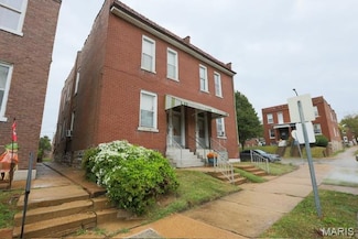 3201 Utah St, Saint Louis, MO 63118