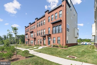 23162 Horseshoe Trail Square, Brambleton, VA 20148