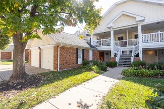7328 Woodlawn Colonial Ln, Saint Louis, MO 63119