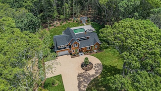 5697 Westphalia Rd, Mattituck, NY 11952