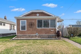 1210 W 7th St, Mishawaka, IN 46544