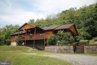 242 Osage Ln, Tyrone, PA 16686