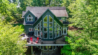 1359 Nicholas Ln, Moneta, VA 24121