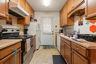 8046-48 Sarawak Dr, Lemon Grove, CA 91945