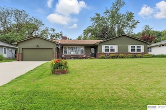 6411 Glenwood Rd, Omaha, NE 68132