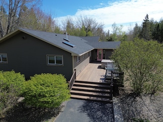 152 W Bay Rd, Gouldsboro, ME 04607