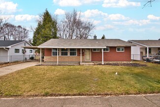 1535 Sheffield Ave, Niles, MI 49120