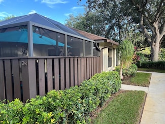 1473 Captains Walk Unit B, Fort Pierce, FL 34950