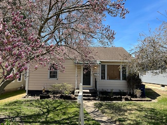409 Dewey St, Michigan City, IN 46360