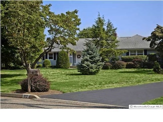 62 Rivers Edge Dr, Little Silver, NJ 07739