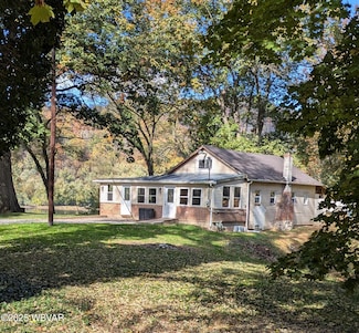 3225 River Rd, Watsontown, PA 17777