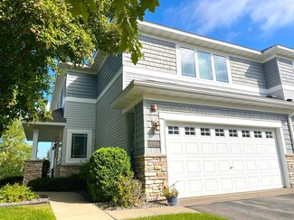 15584 Crab Apple Ln, Eden Prairie, MN 55347