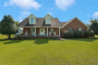 167 Sharpe Pond Ln, Odum, GA 31555