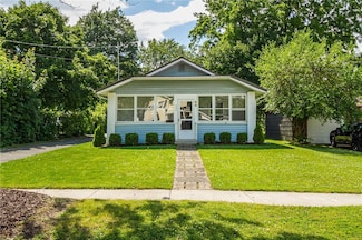 435 West Ave, Newark, NY 14513