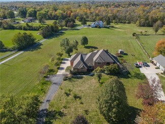 9153 Yankee Rd, Springboro, OH 45066