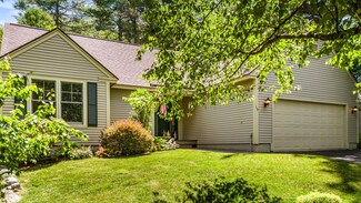 15 Clover Ln, New London, NH 03257