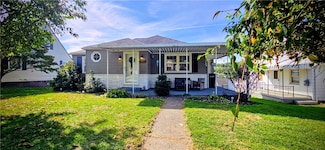 1852 The Cir, Washington, PA 15301