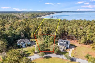 103 Waters Edge Ln, Moncks Corner, SC 29461
