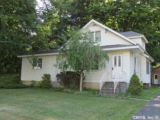 5085 S Onondaga Rd, Nedrow, NY 13120