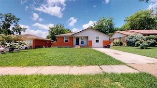 615 Royal Crest Dr, Mesquite, TX 75149