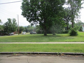 714 N Main St, Elmira, NY 14901