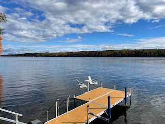4 Tabert Ln, Belgrade, ME 04917