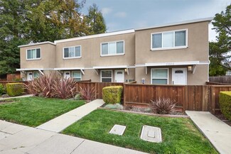 2002 W Middlefield Rd Unit 2, Mountain View, CA 94043