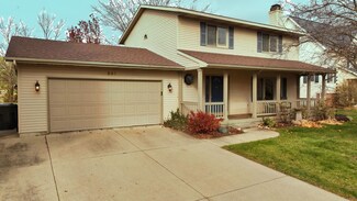 221 Burning Bush Ln, Midland, MI 48642