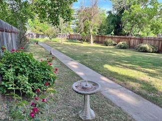 8480 Sunrise Blvd, Roseville, CA 95661