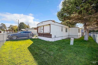 842 W Midway A Street #8, Filer, ID 83328